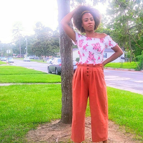 Womens Crop Pants - Picture 5 of 5